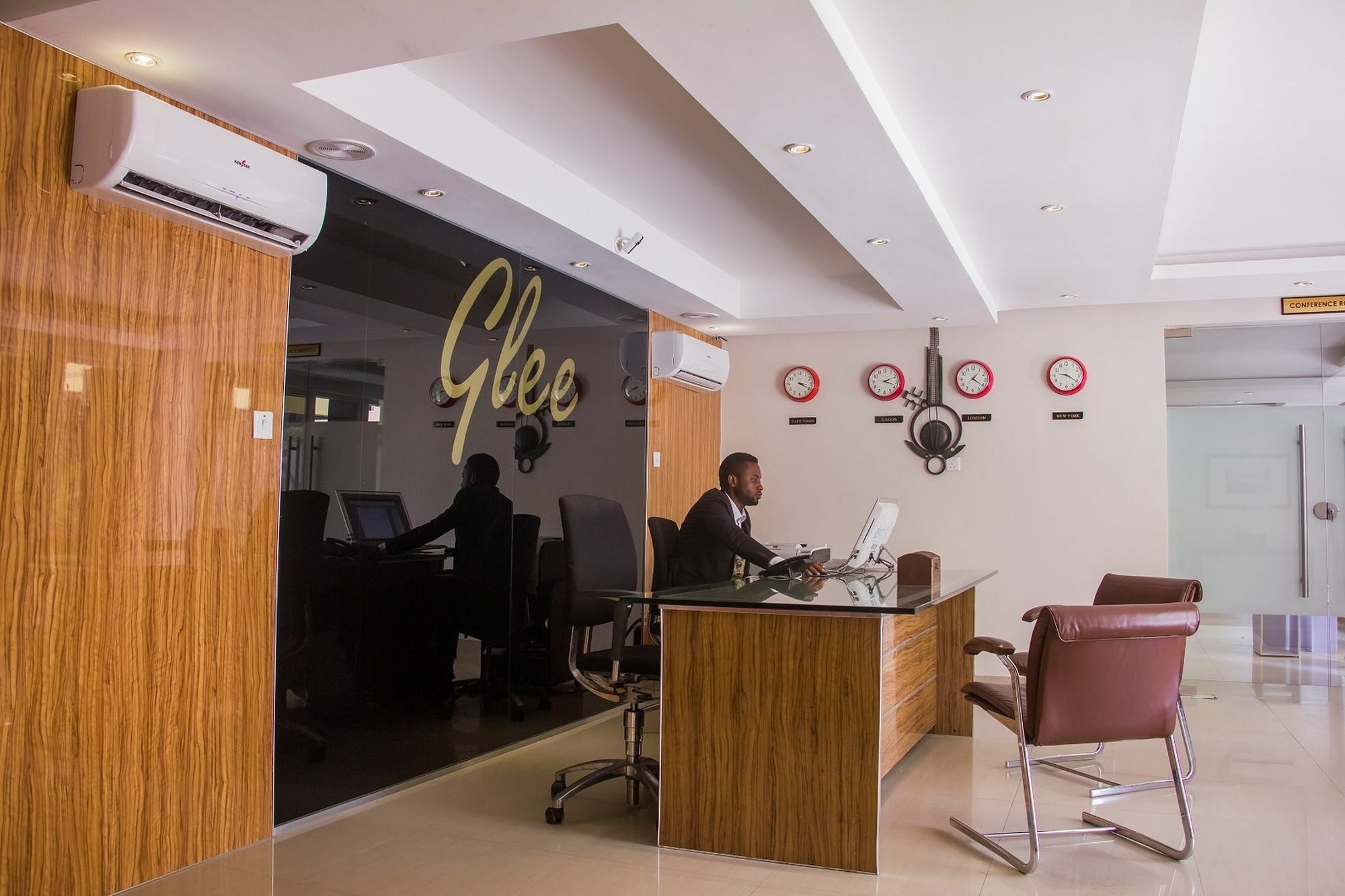 Glee Hotel Aliayabiagba Exterior foto